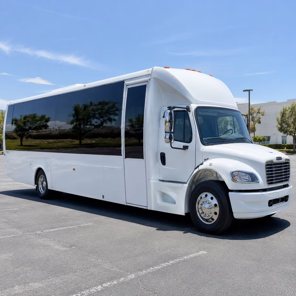 28 Passenger Party Bus Exterior