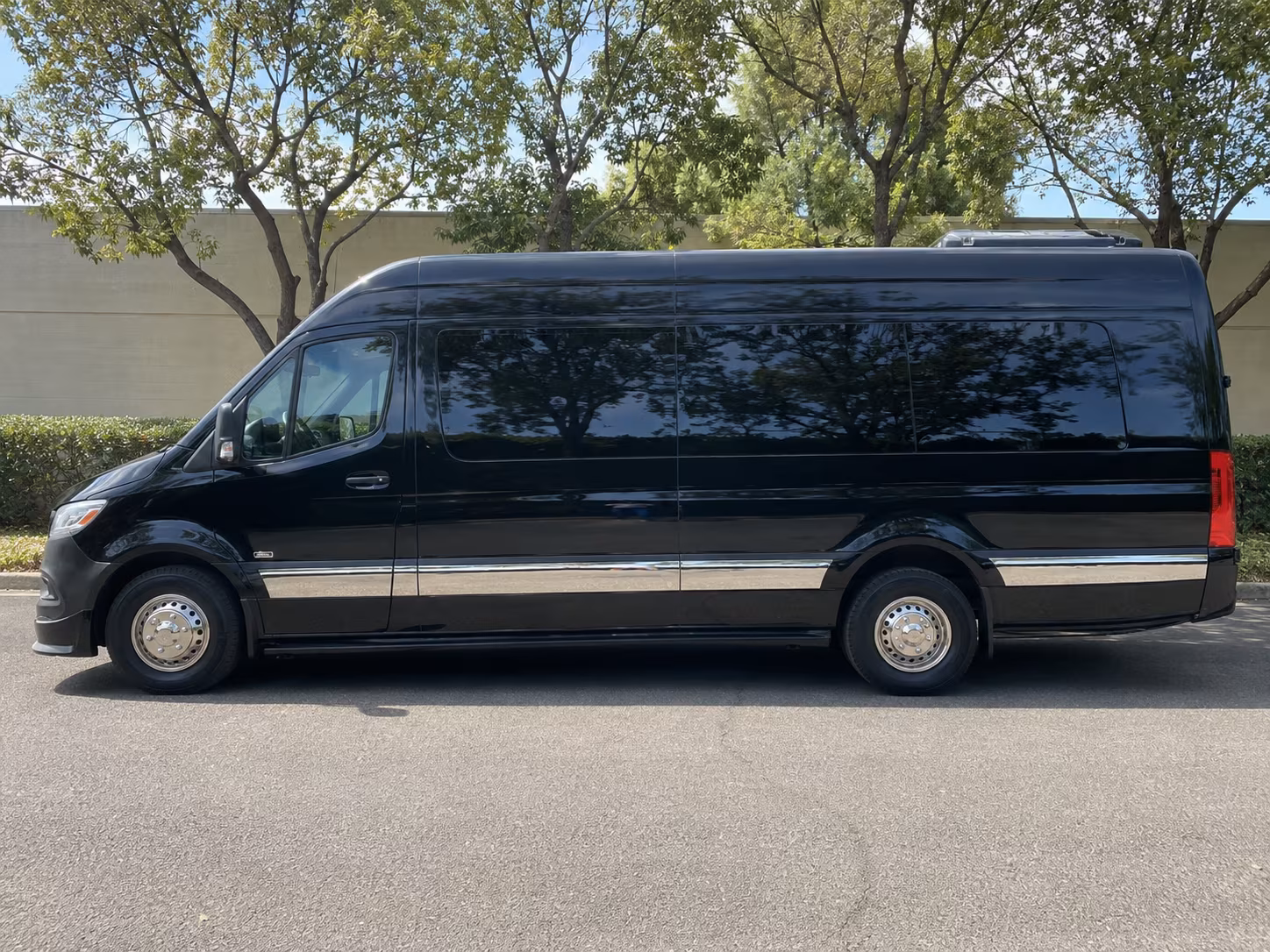 Hayward Airport Shuttles & Transportation