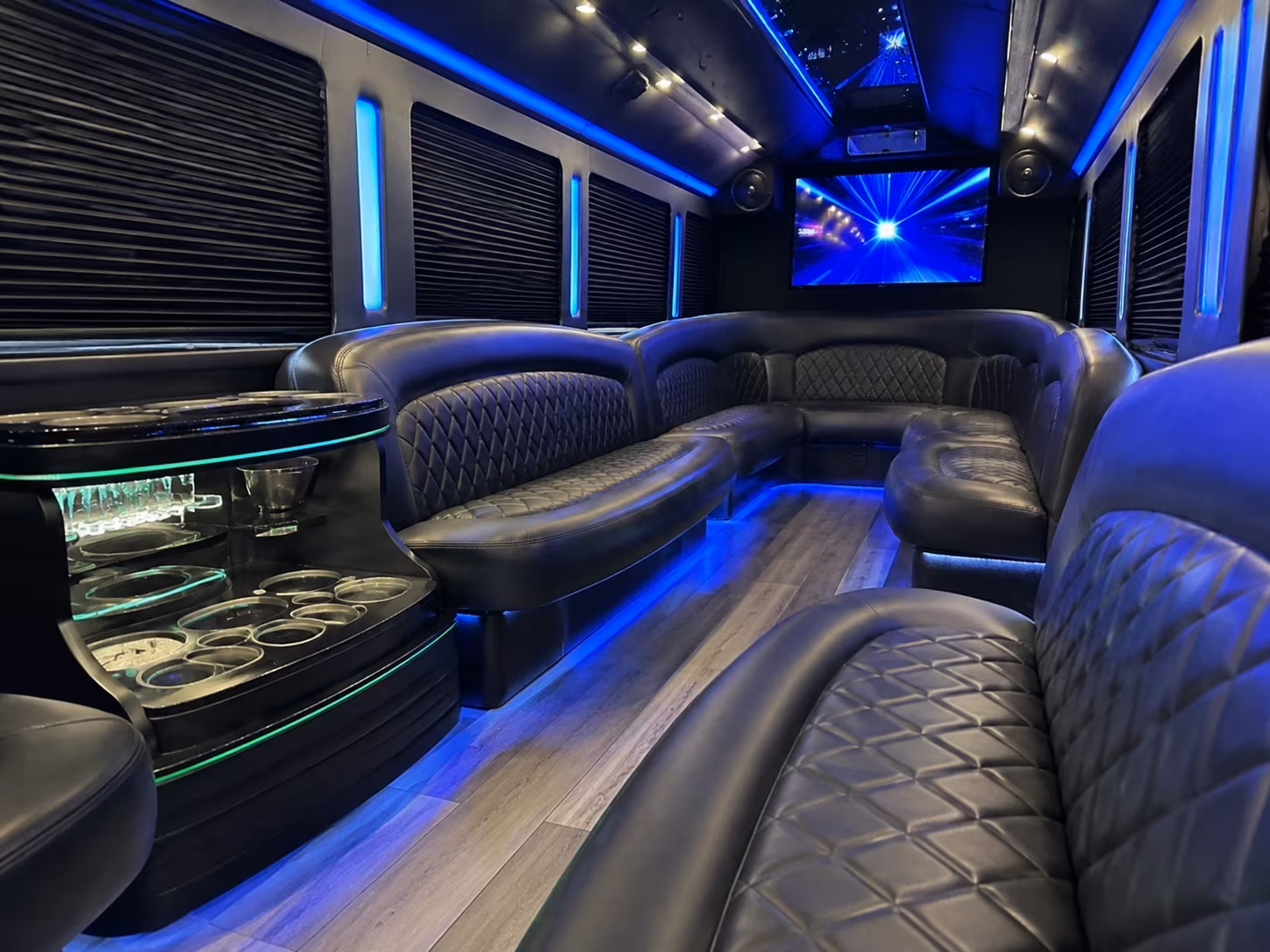 San Mateo Birthday, Sweet 16, & Quinceañera Transportation onboard seating